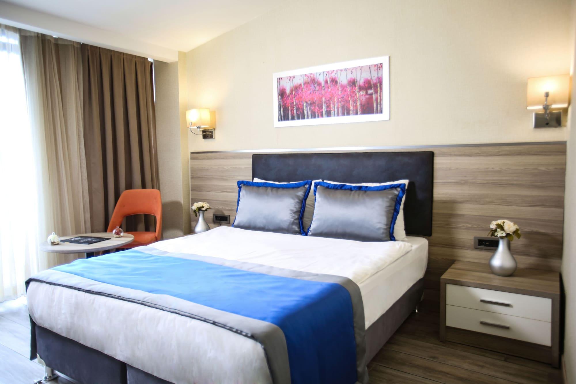 Random Suit Otel Istanbul Exterior photo
