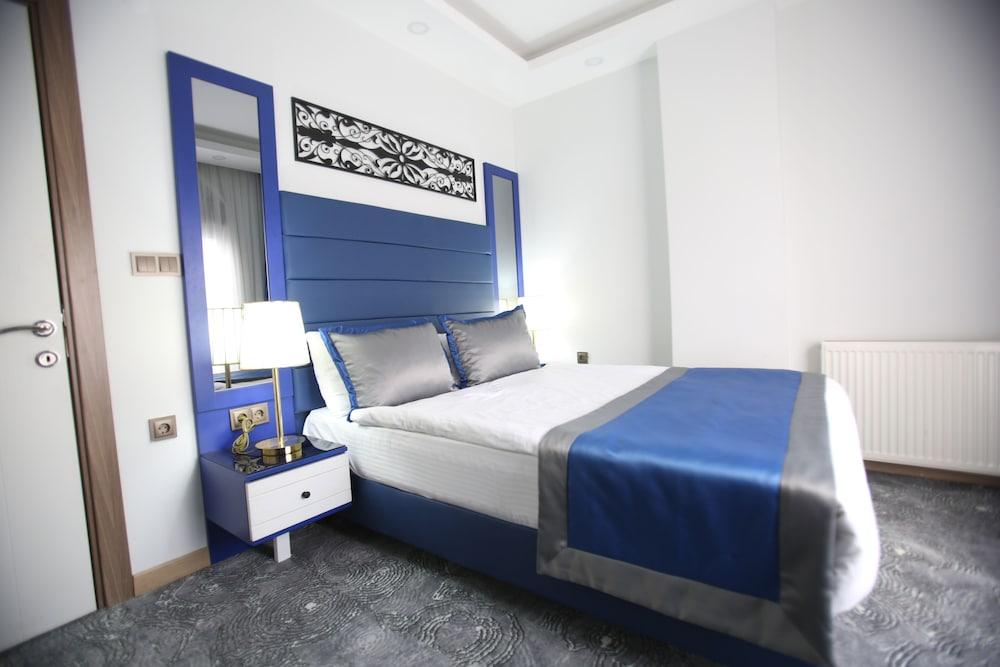 Random Suit Otel Istanbul Exterior photo