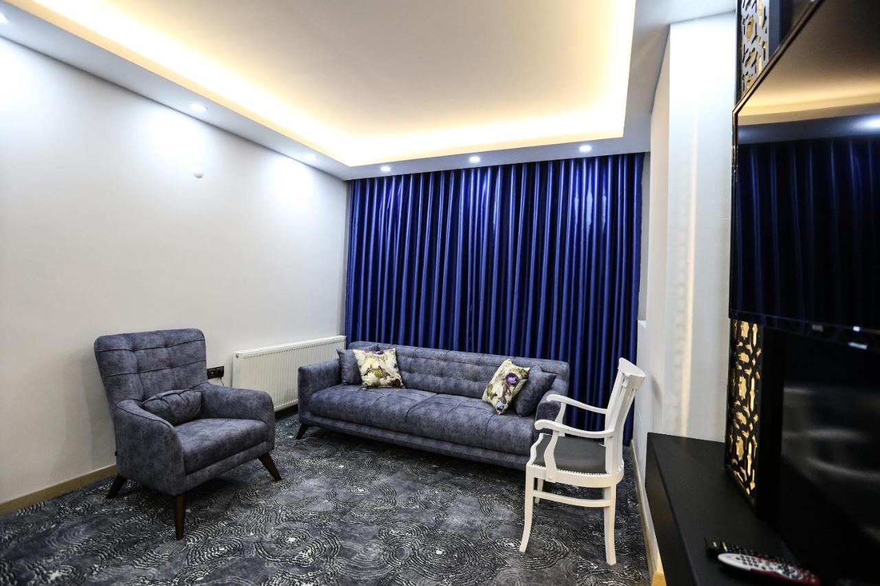 Random Suit Otel Istanbul Exterior photo